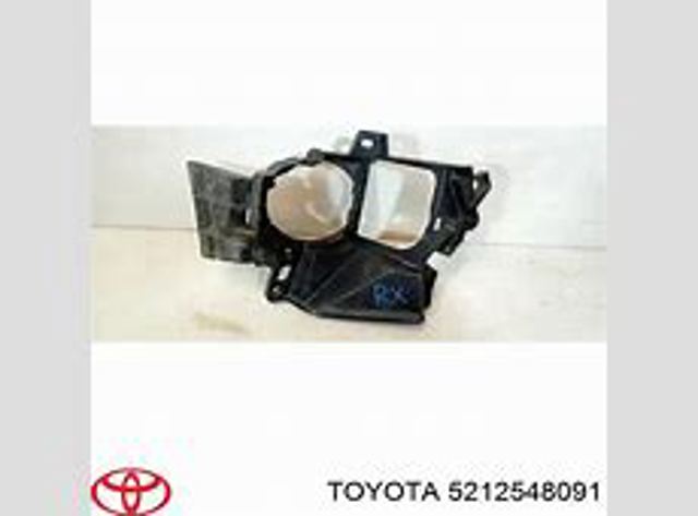 Luz direita 8114548C50 Toyota