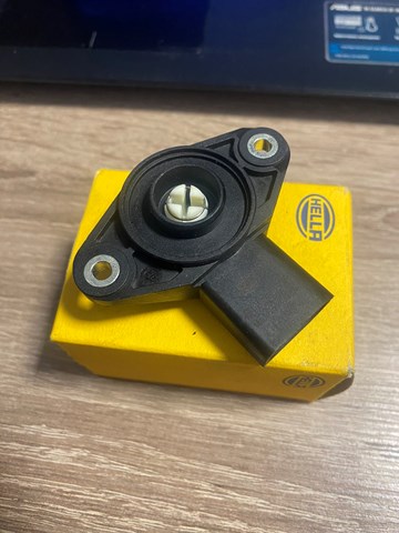 Compre 6PD012754001 HELLA Válvula (regulador) de marcha a vácuo