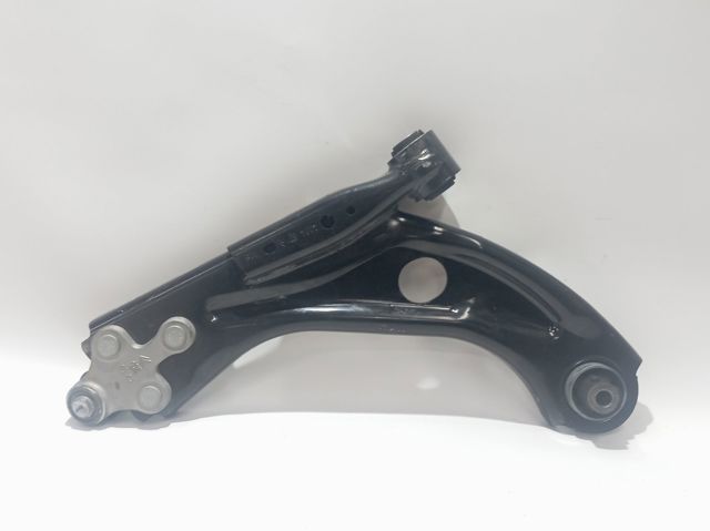 Braço oscilante inferior direito de suspensão dianteira Peugeot/Citroen 9846329080 preço, a partir de 79,38 USD