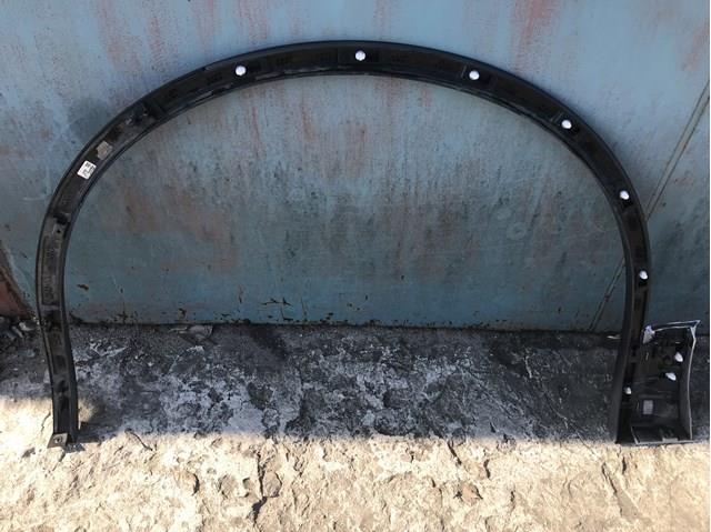 Expansor (placa sobreposta) de arco do pára-lama dianteiro direito VAG 760853718AGRU