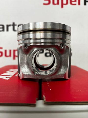 Pistão do kit para 1 cilindro, 2ª reparação ( + 0,50) NE/NPR 130038001421 preço, a partir de 66,60 USD
