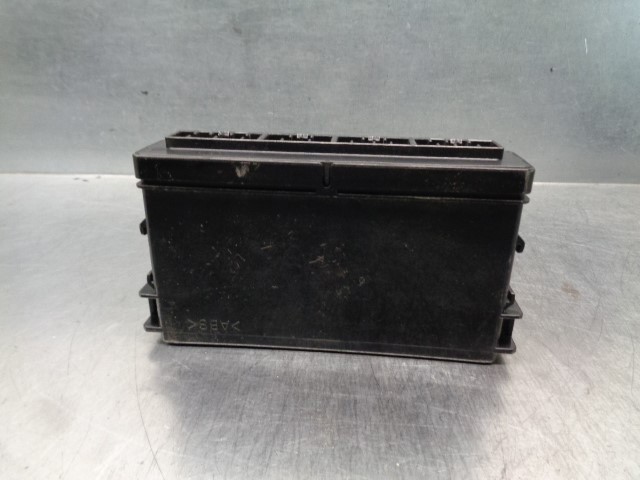 88281SC230 Subaru Unidade de conforto
