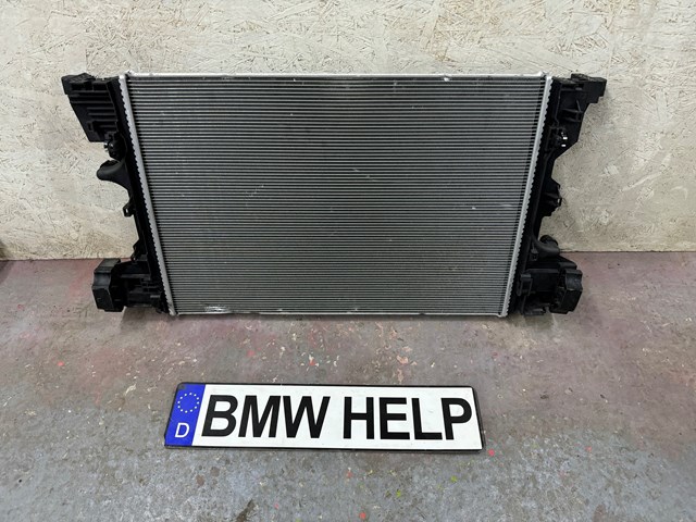 Compre A2475004000 Mercedes Radiador de esfriamento de motor adicional