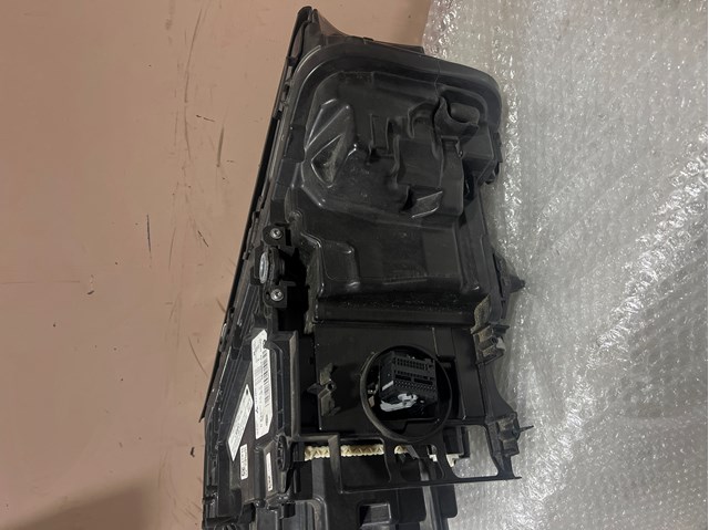 Luz esquerda BMW 63119479267 preço, a partir de 3654,16 USD