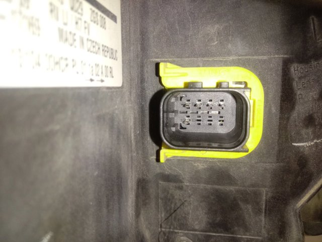 Luz esquerda A9608200239 Mercedes