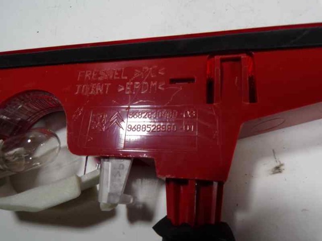 Sinal de parada traseiro adicional para Citroen Berlingo  K9
