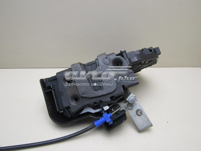 Compre 6M2AR21813CC Ford Fecho da porta dianteira esquerda