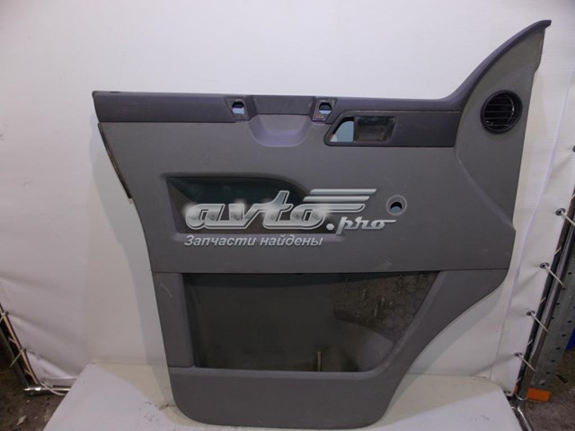 Revestimento (cobrimento) interno da porta dianteira esquerda VAG 7H0867103 preço, a partir de 216,53 USD