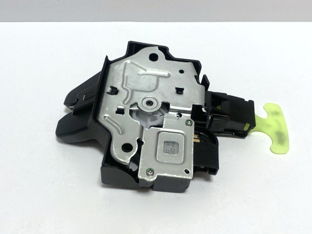 Fecho de tampa de porta-malas (de 3ª/5ª porta traseira) para Toyota Camry VII V50