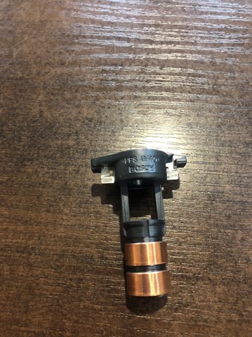 F00M143019 Bosch Tubo coletor de rotor do gerador
