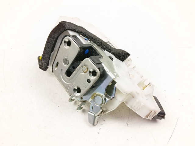 Compre 805016FP0A Nissan/Infiniti Fecho da porta dianteira esquerda