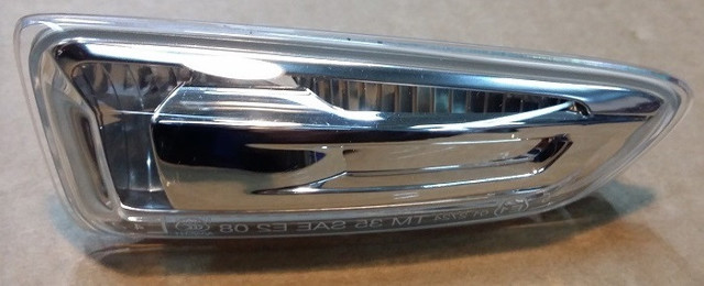 13273104 General Motors Luz intermitente no pára-lama direito