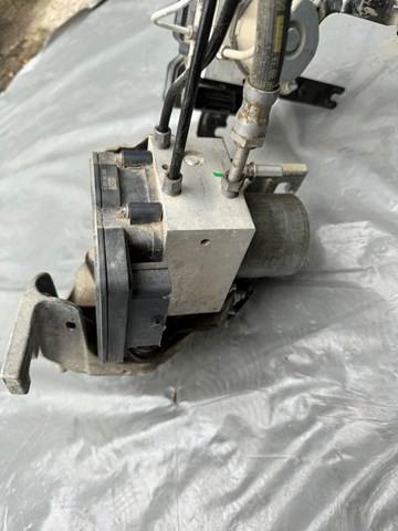 Compre 476609473R Renault (RVI) Unidade hidráulico de controlo ABS