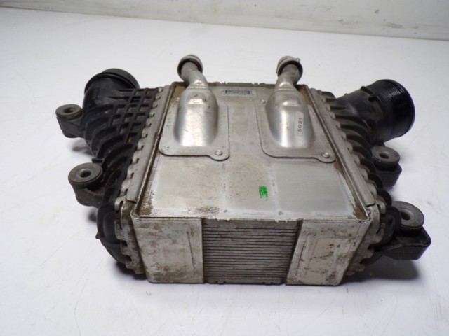 Compre LR095900 Land Rover Radiador de intercooler