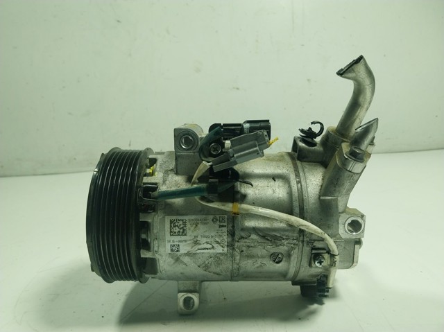 Compressor de aparelho de ar condicionado Renault (RVI) 926004423R