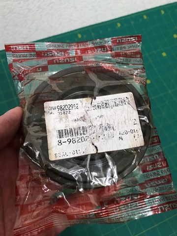 Bucim de cubo traseiro Isuzu 8982029120 preço, a partir de 7,24 USD