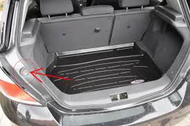 Compre 126977 General Motors Grade de proteção de portas