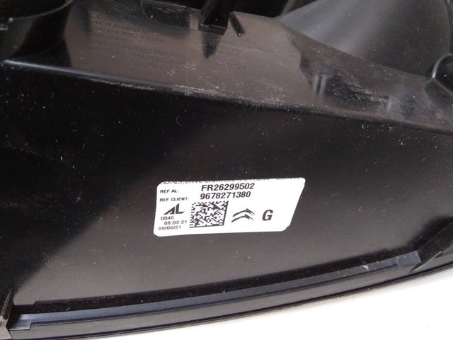 Compre 9678271380 Peugeot/Citroen Lanterna traseira direita