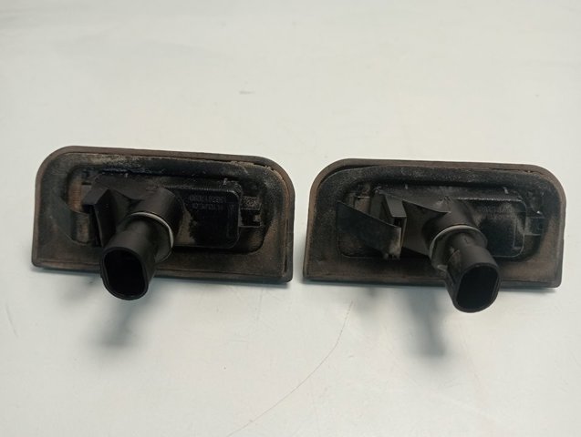 Compre 1362912080 Peugeot/Citroen Lanterna da luz de fundo de matrícula traseira