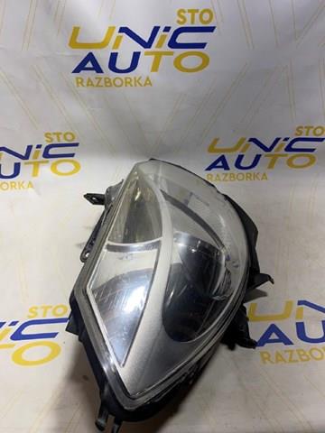 Compre 8200244897 Renault (RVI) Luz direita