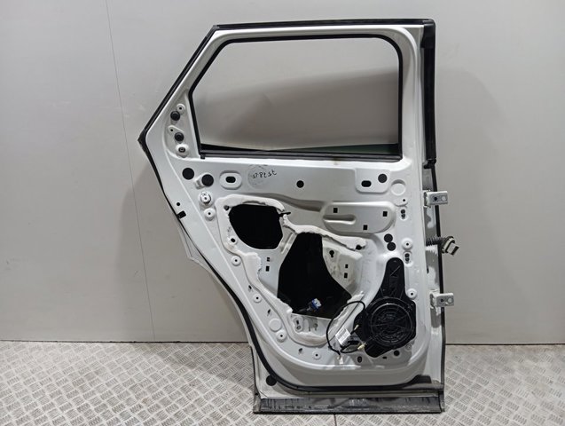 9812317280 Peugeot/Citroen Porta traseira esquerda