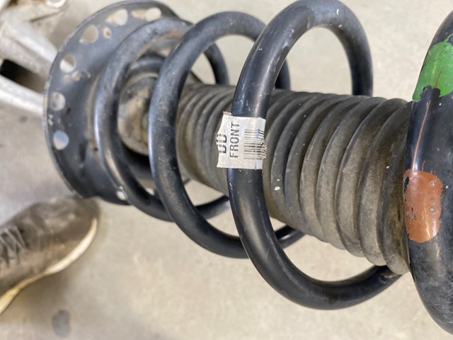Compre BJ3218045AD Land Rover Amortecedor dianteiro direito