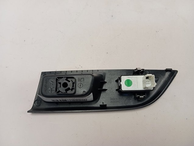 Botão dianteiro direito de ativação de motor de acionamento de vidro Opel 98044803ZD preço, a partir de 37,64 USD