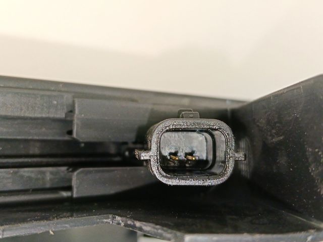 Fecho da porta dianteira esquerda Dacia Sandero preço, a partir de 59,58 USD
