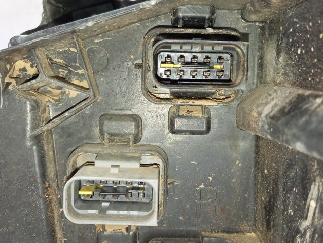 Compre 1675889480 Peugeot/Citroen Luz direita
