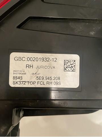 Lanterna traseira direita VAG 5E9945208 preço, a partir de 256,53 USD