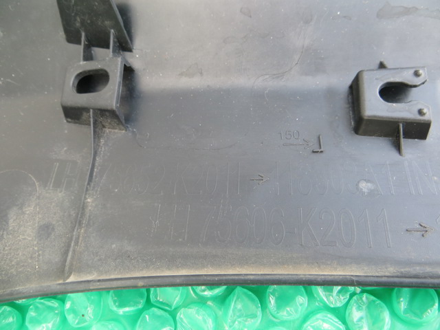 Compre 75606K2011 Toyota Expansor esquerdo (placa sobreposta) de arco do pára-lama traseiro