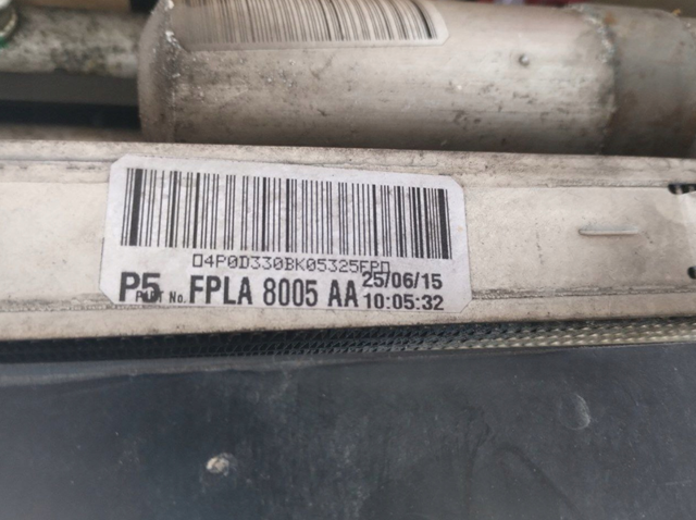 Radiador de esfriamento de motor Land Rover LR062425 preço, a partir de 251,53 USD