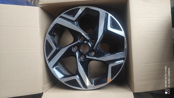 Discos de roda de aleação ligeira (de aleação ligeira, de titânio) Hyundai/Kia 52910R2100PAC preço, a partir de 483,53 USD
