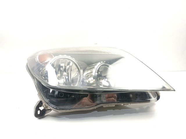 24451033 Opel Luz direita