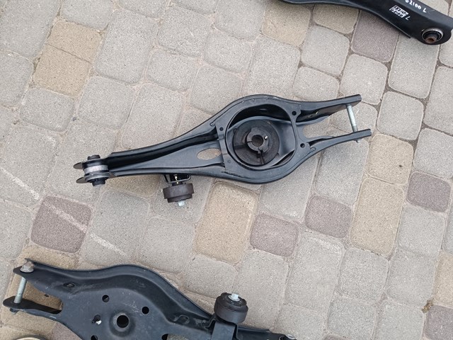 Braço oscilante inferior esquerdo de suspensão traseira/direita Hyundai/Kia 55210ATBA0 preço, a partir de 135,91 USD