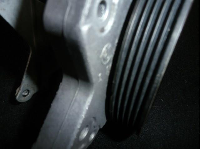 Compre 32422247046 BMW Polia da bomba de água