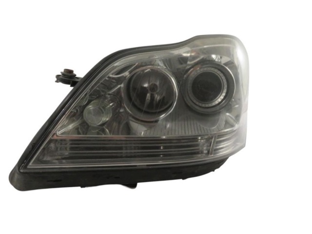 Luz esquerda A1648203961 Mercedes