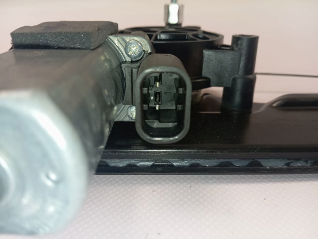 Compre 5802578842 Iveco Mecanismo de acionamento de vidro da porta dianteira esquerda