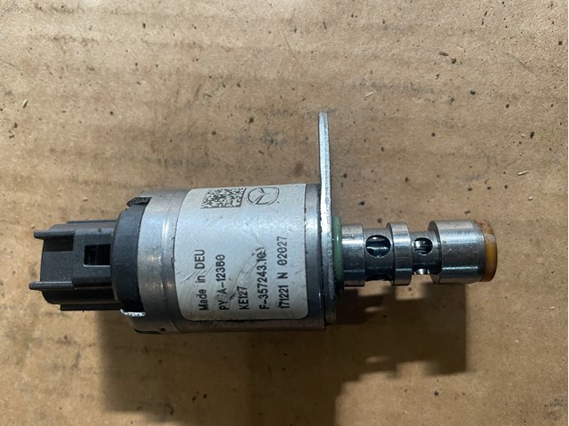  Mazda PYFA12360