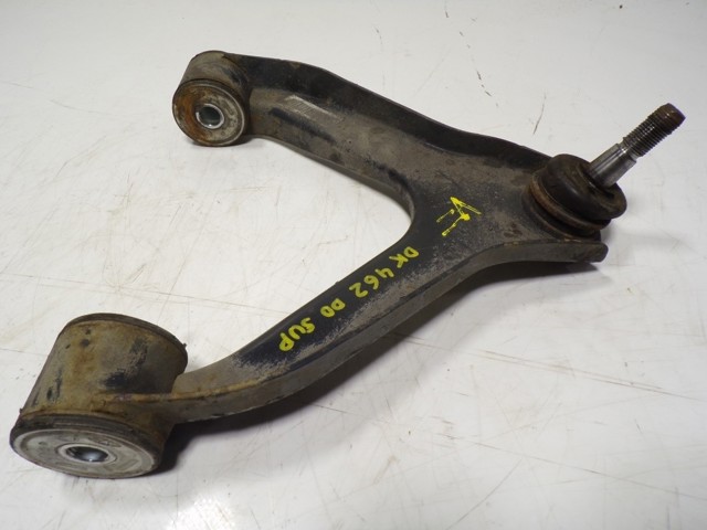 Braço oscilante superior esquerdo/direito de suspensão dianteira Iveco 5801564293 preço, a partir de 104,04 USD