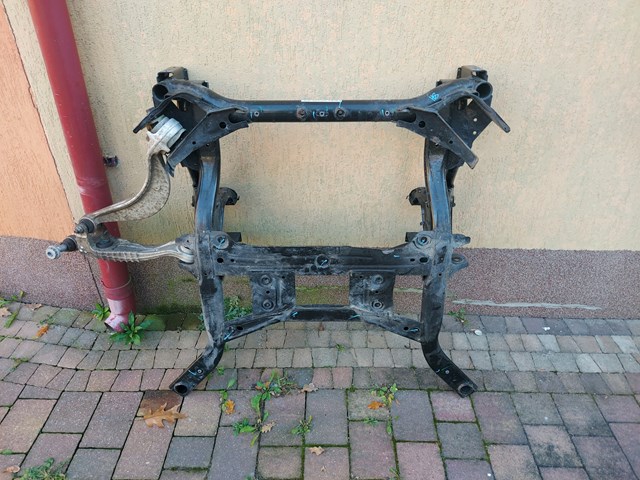 Viga de suspensão dianteira (plataforma veicular) Land Rover HK835C145AG