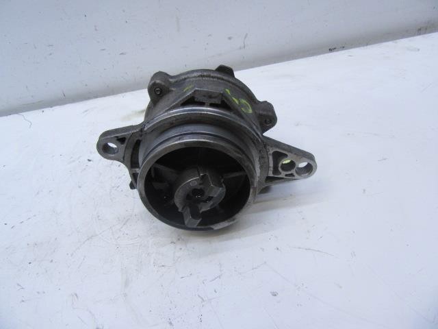 Compre 2246126 BMW Bomba a vácuo