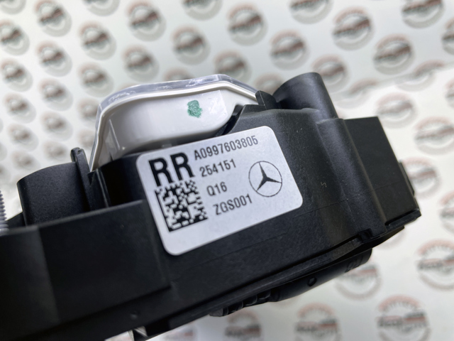 A0997603005 Mercedes Suporte de maçaneta externa da porta traseira direita