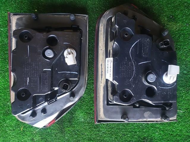 68142945AC Chrysler Lanterna traseira esquerda interna