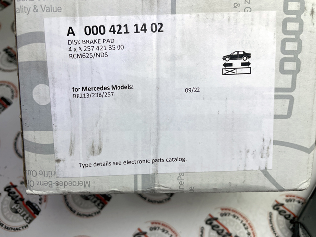 Compre A0004211402 Mercedes Sapatas do freio dianteiras de disco