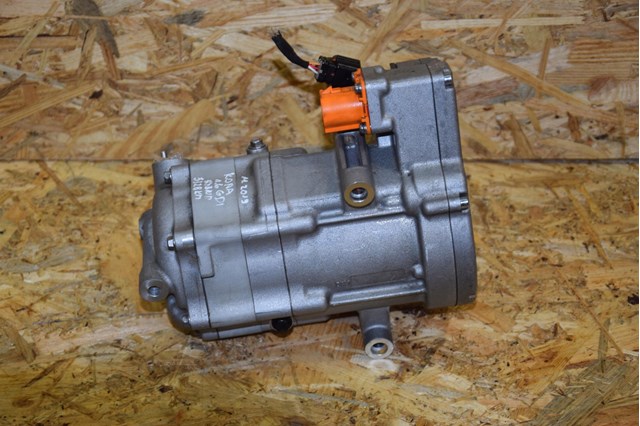 Compressor de aparelho de ar condicionado 97701CM000 Hyundai/Kia
