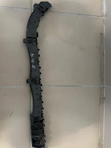 Consola direita do pára-choque traseiro externo 57707AN34A Subaru