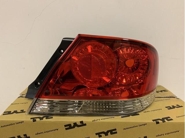 11A659012B TYC Lanterna traseira direita