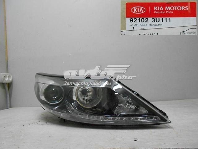 Luz direita 921023U111 Hyundai/Kia