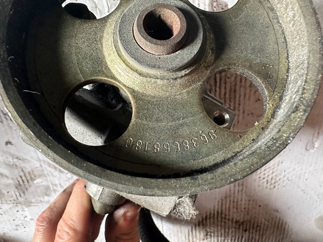 Bomba da Direção hidrâulica assistida Peugeot/Citroen 9638668180